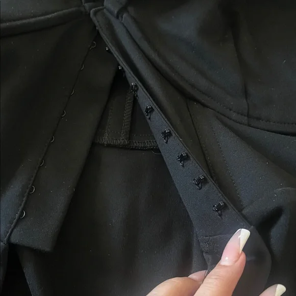 ELOQUII Plus Size Black Corset Waist Hook-and-Eye Blazer Jacket SIZE 16 NWT - Picture 7 of 9